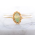 opal owalny pierscionek