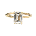 Pierścionek zaręczynowy z diamentem laboratoryjnym szlif szmaragdowy– ręcznie robiony, złoto 585/750